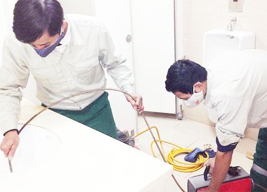 nhân viên nhiều kinh nghiệm, xử lý vấn đề nhanh chóng và hiệu quả